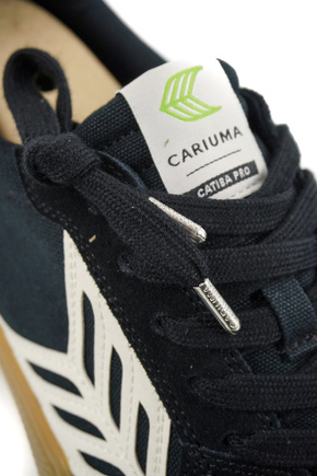 Buty Cariuma - Catiba Pro Skate (gum black/ivory logo)