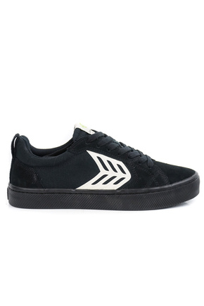 Buty Cariuma - Catiba Pro (all black/ivory logo)